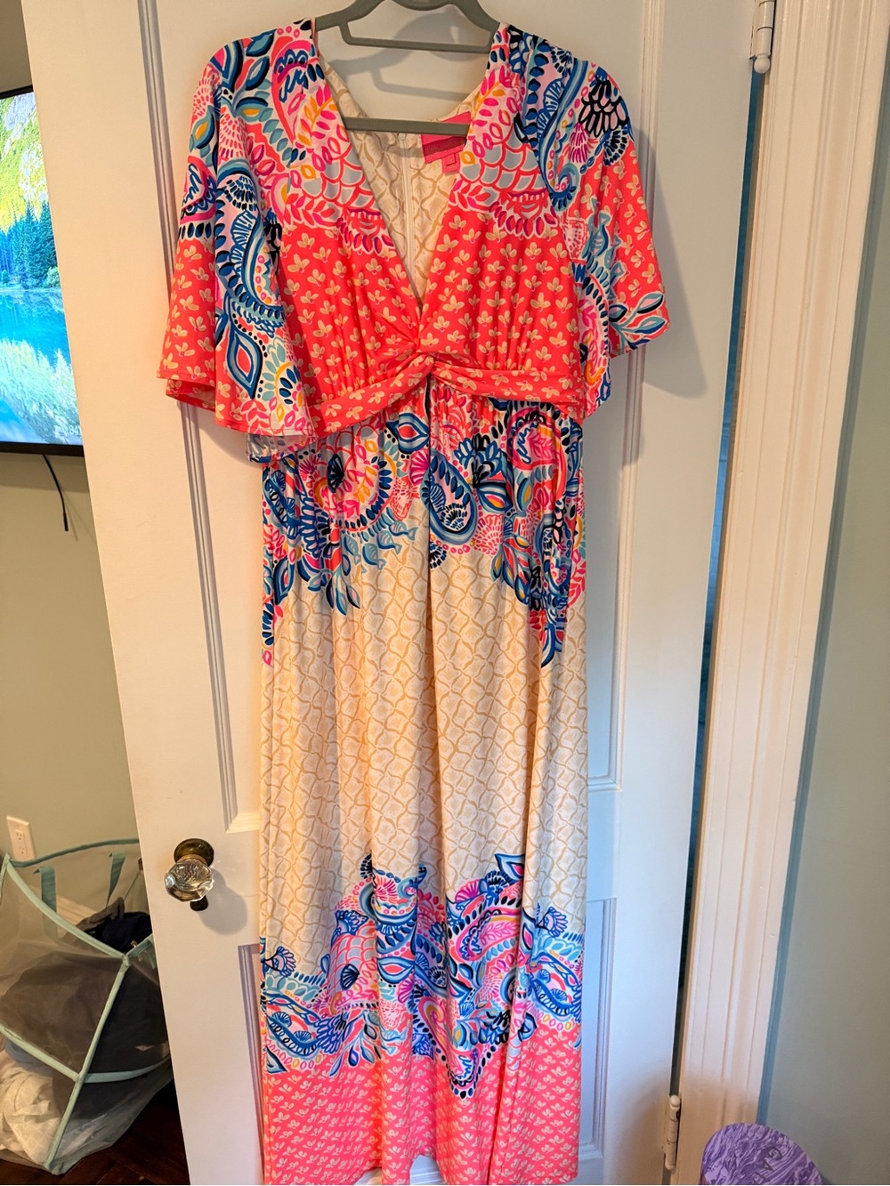 Lilly Pulitzer Mika Coral Spritz Printed V-Neck Maxi Dress - Picture 4 of 7